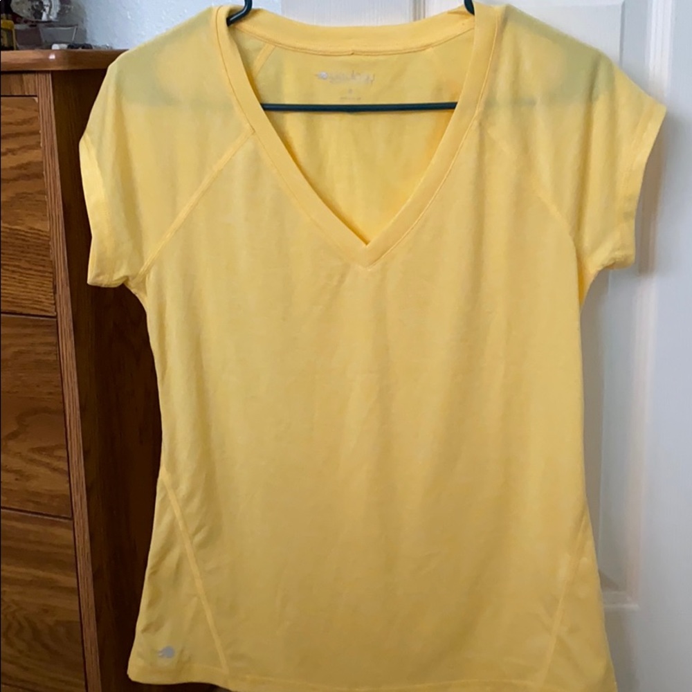 Women’s active wear
